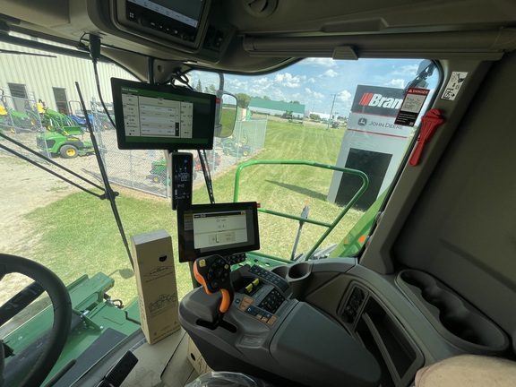 2024 John Deere X9 1100