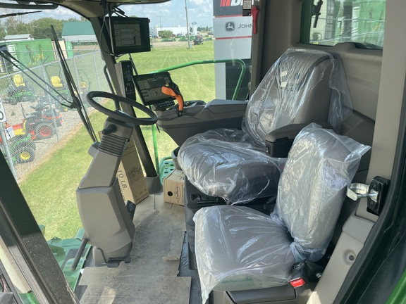 2024 John Deere X9 1100