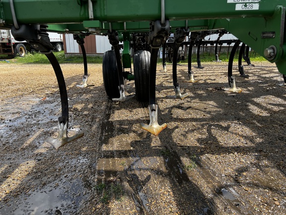 2011 John Deere 2210 - Photo15