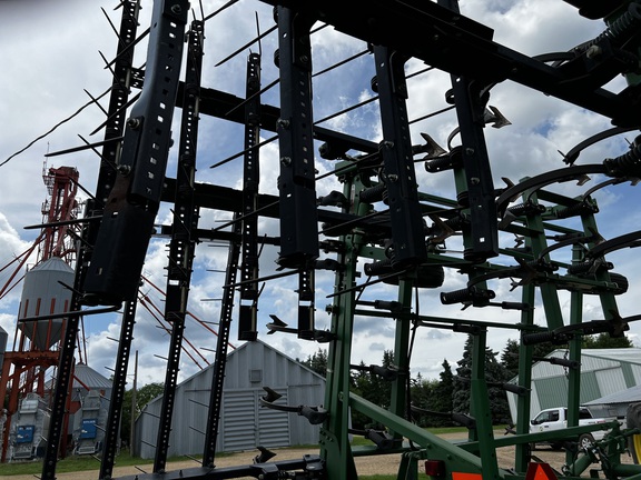 2011 John Deere 2210 - Photo11