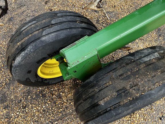 2011 John Deere 2210 - Photo7