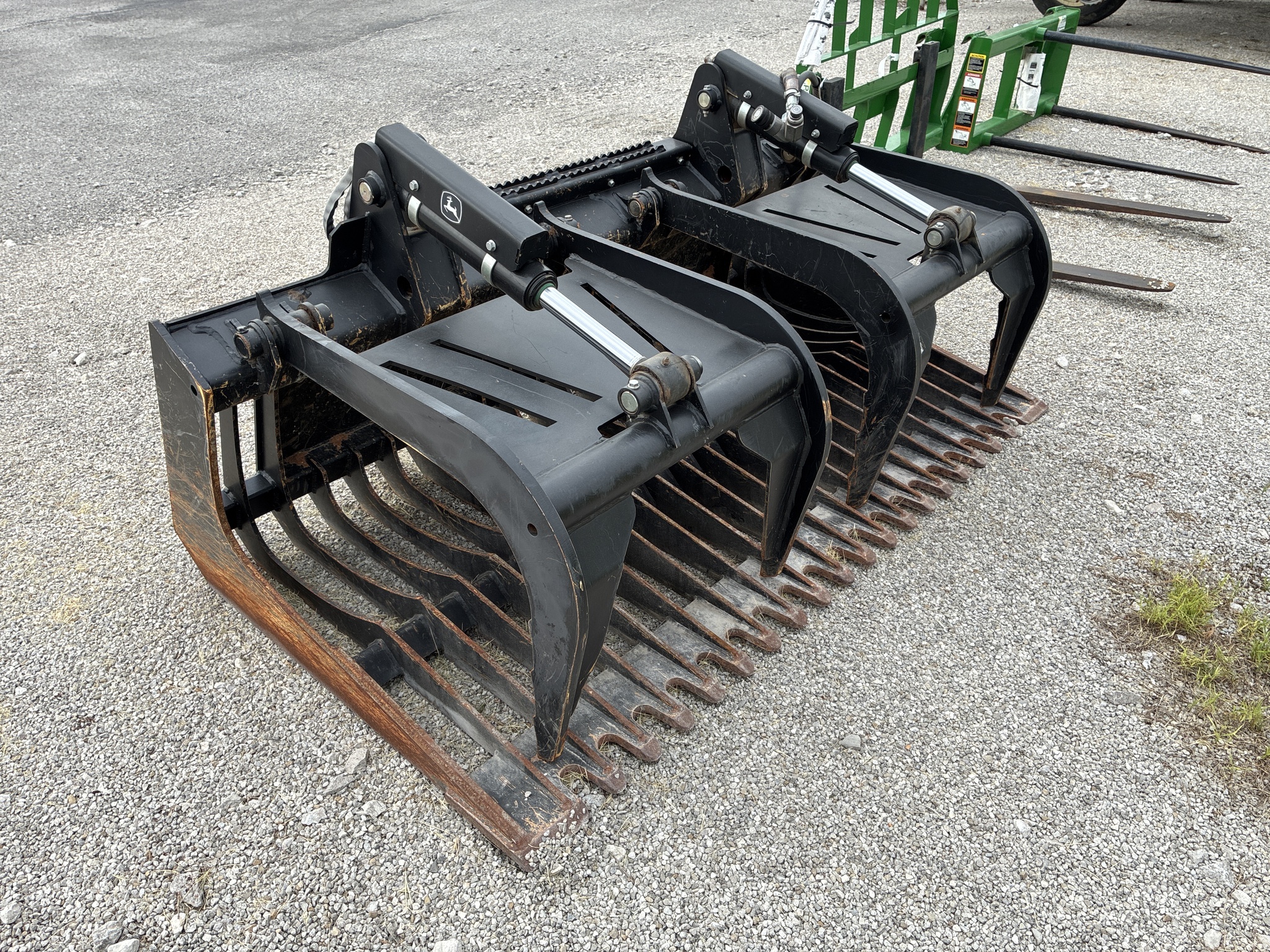2022 John Deere GR72B Image 7