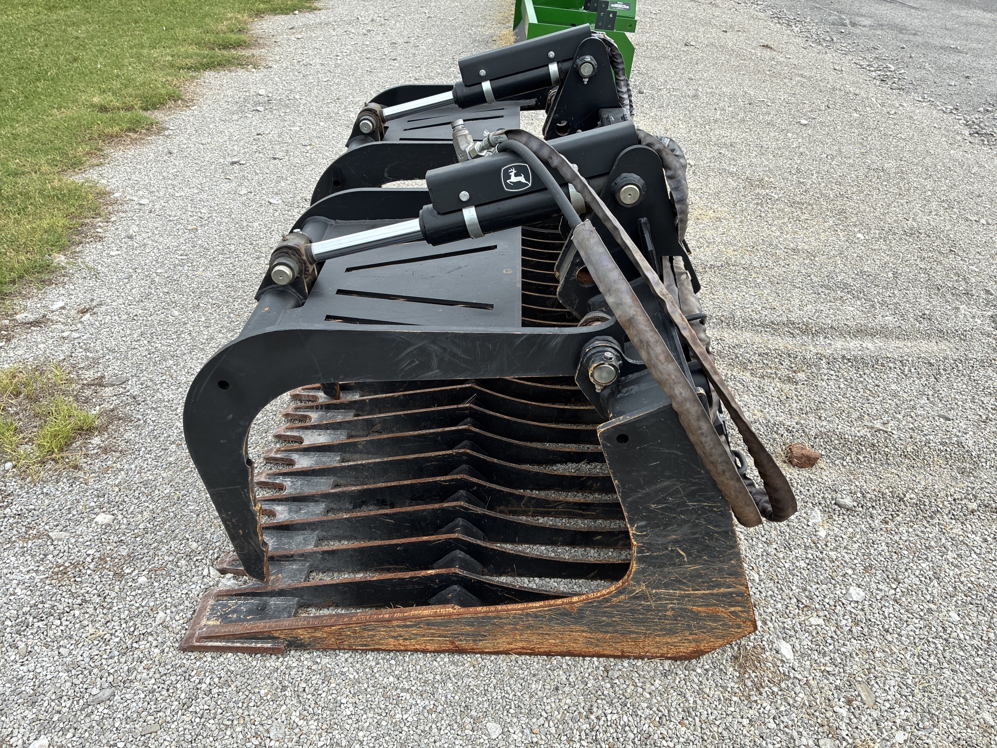 2022 John Deere GR72B Image 2