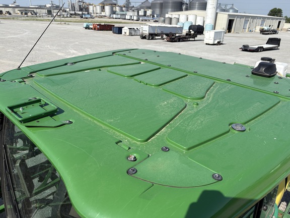 Photo of 2021 John Deere R4023