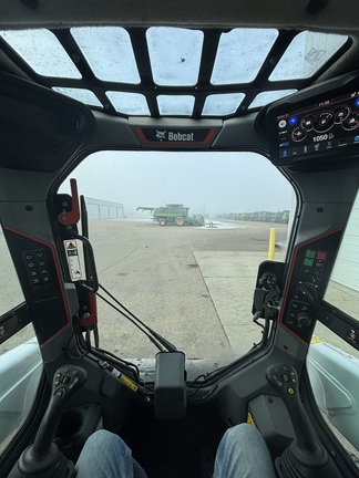 Used 2023 Bobcat T76 Compact Track Loaders at Horizon Ag & Turf in Lloydminster, AB - Photo7