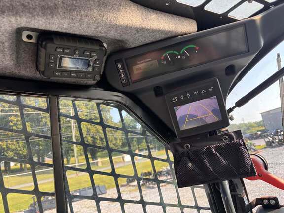 2022 John Deere 333G
