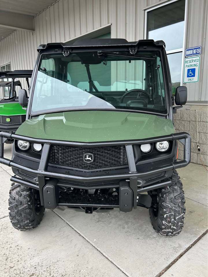 2025 John Deere 845M Image 2