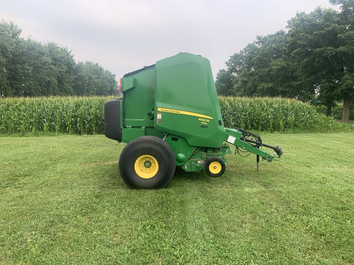 2018 John Deere 450M Image 5