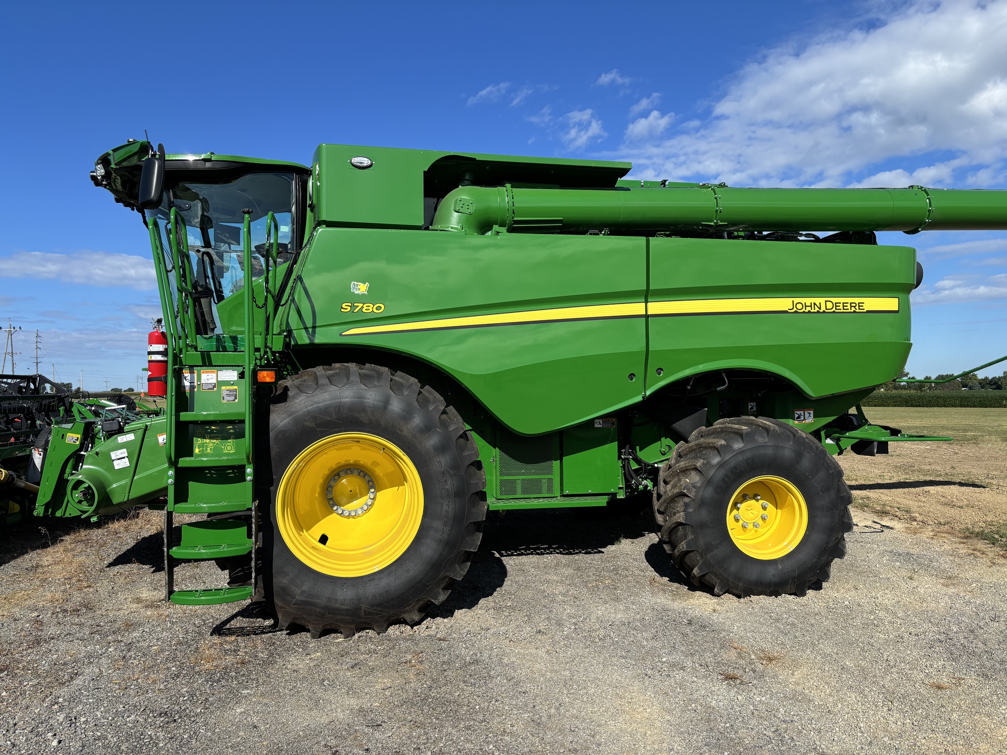 2024 John Deere S780 Image 2