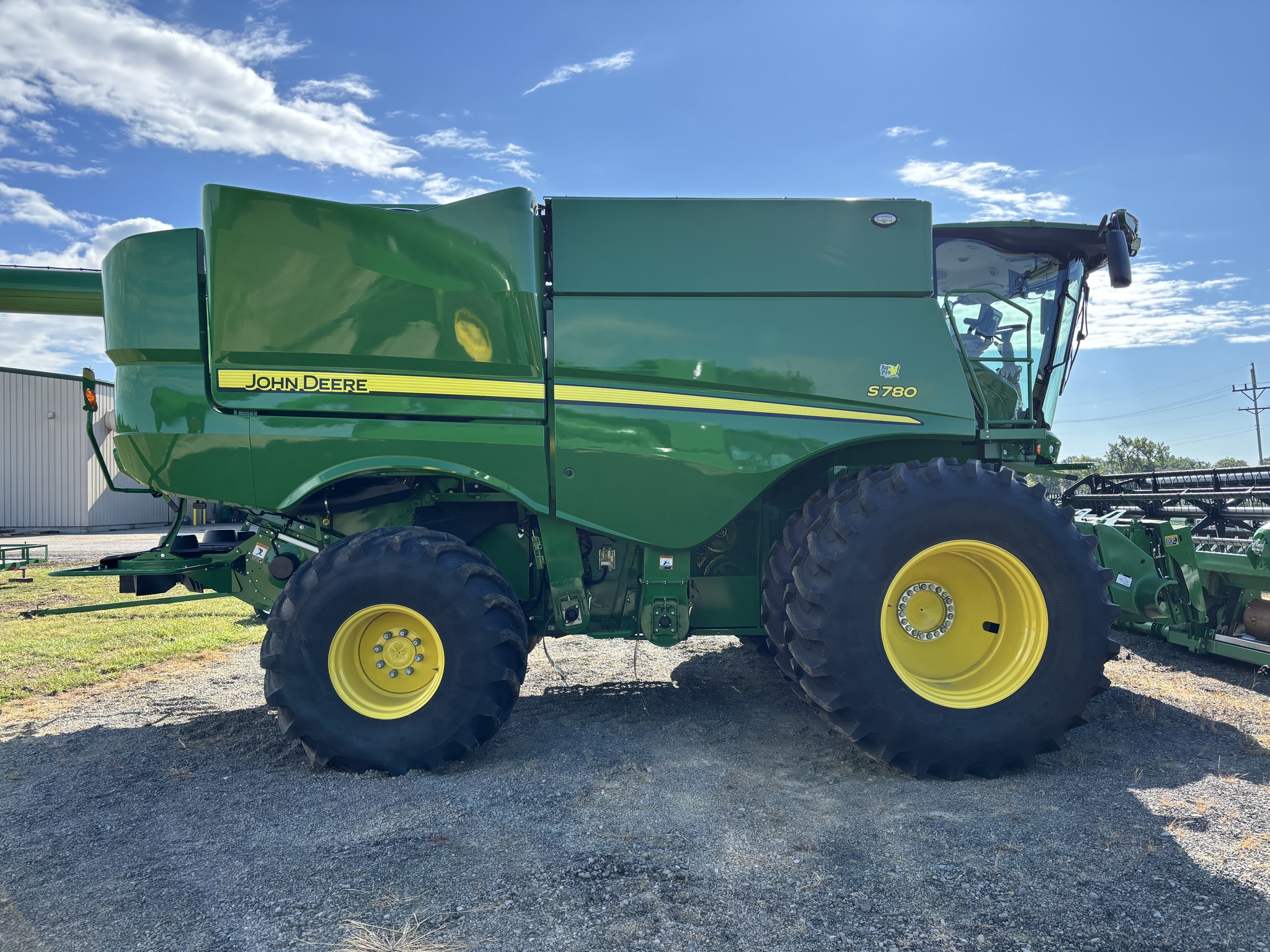 2024 John Deere S780 Image 6