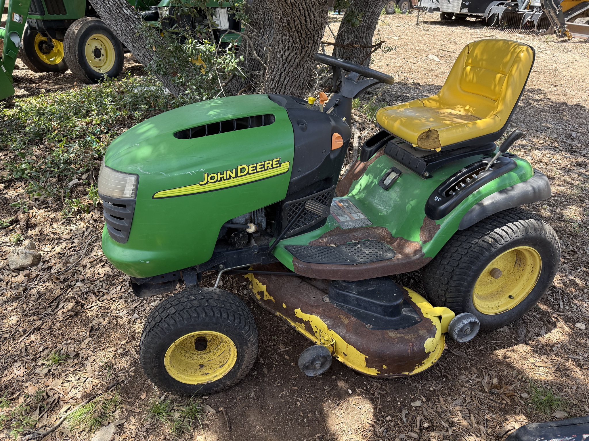 2005 John Deere L130 Image 1