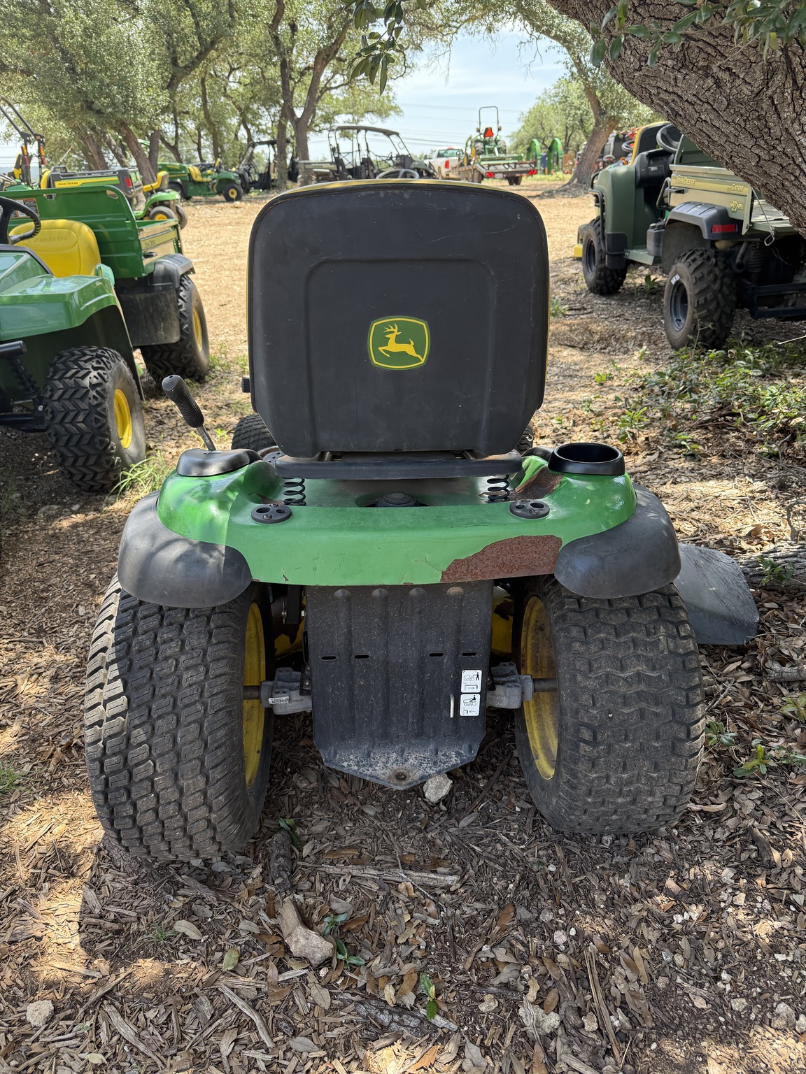 2005 John Deere L130 Image 2