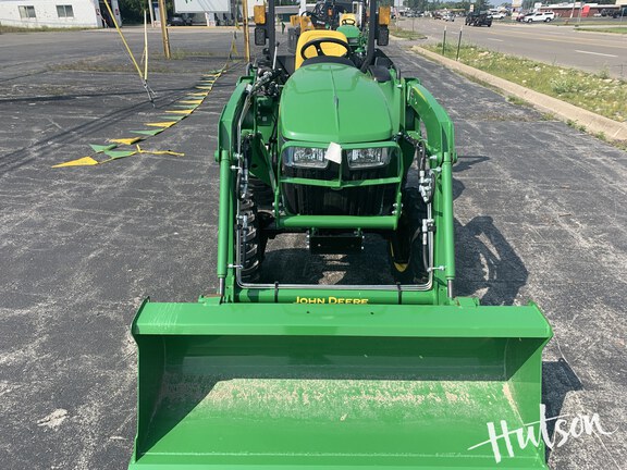Photo of 2024 John Deere 3038E
