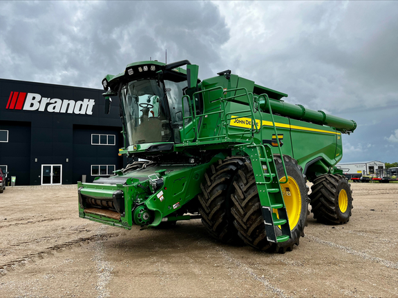 Photo of 2025 John Deere X9 1100