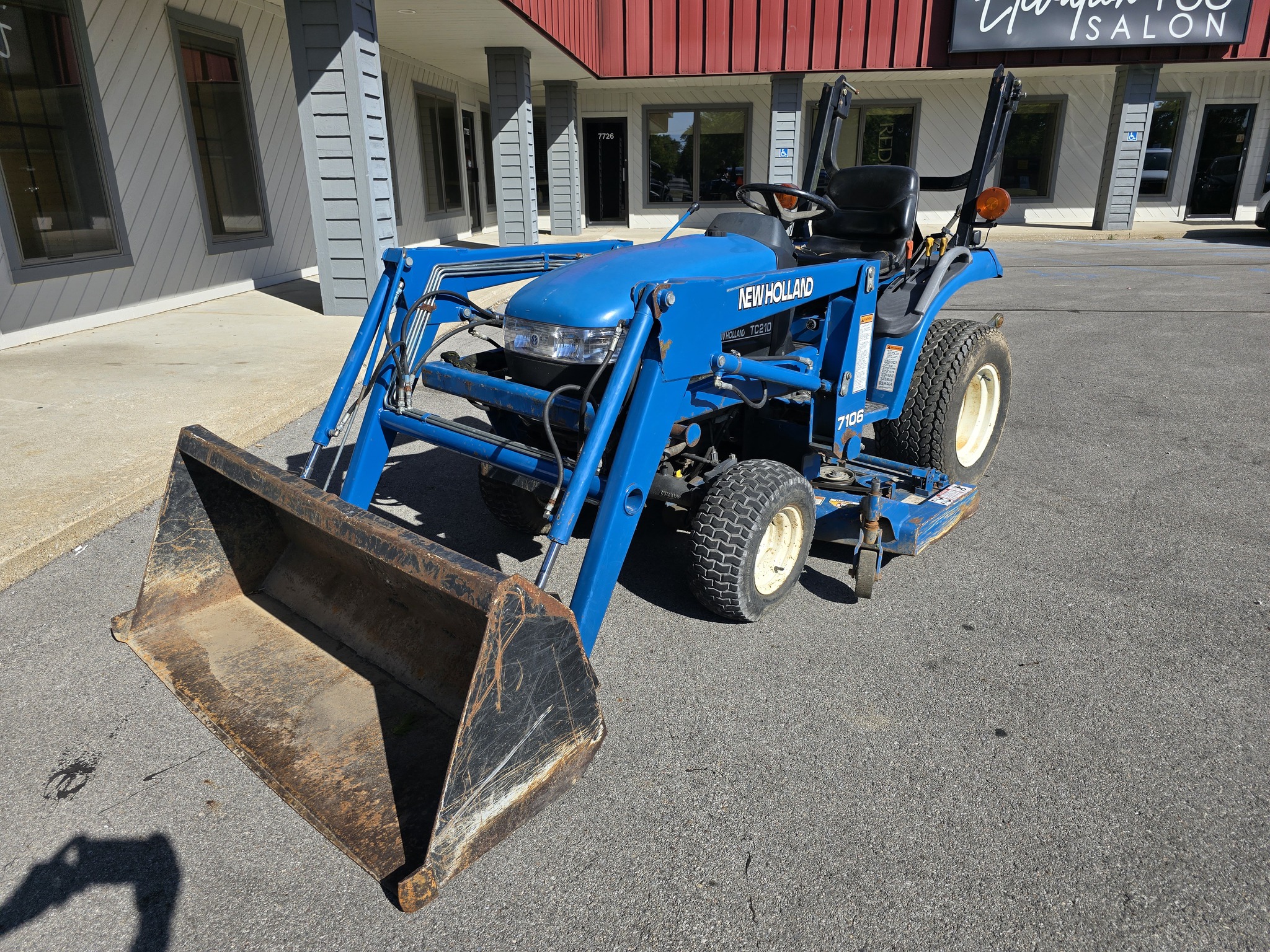 1999 New Holland TC21 Image 3