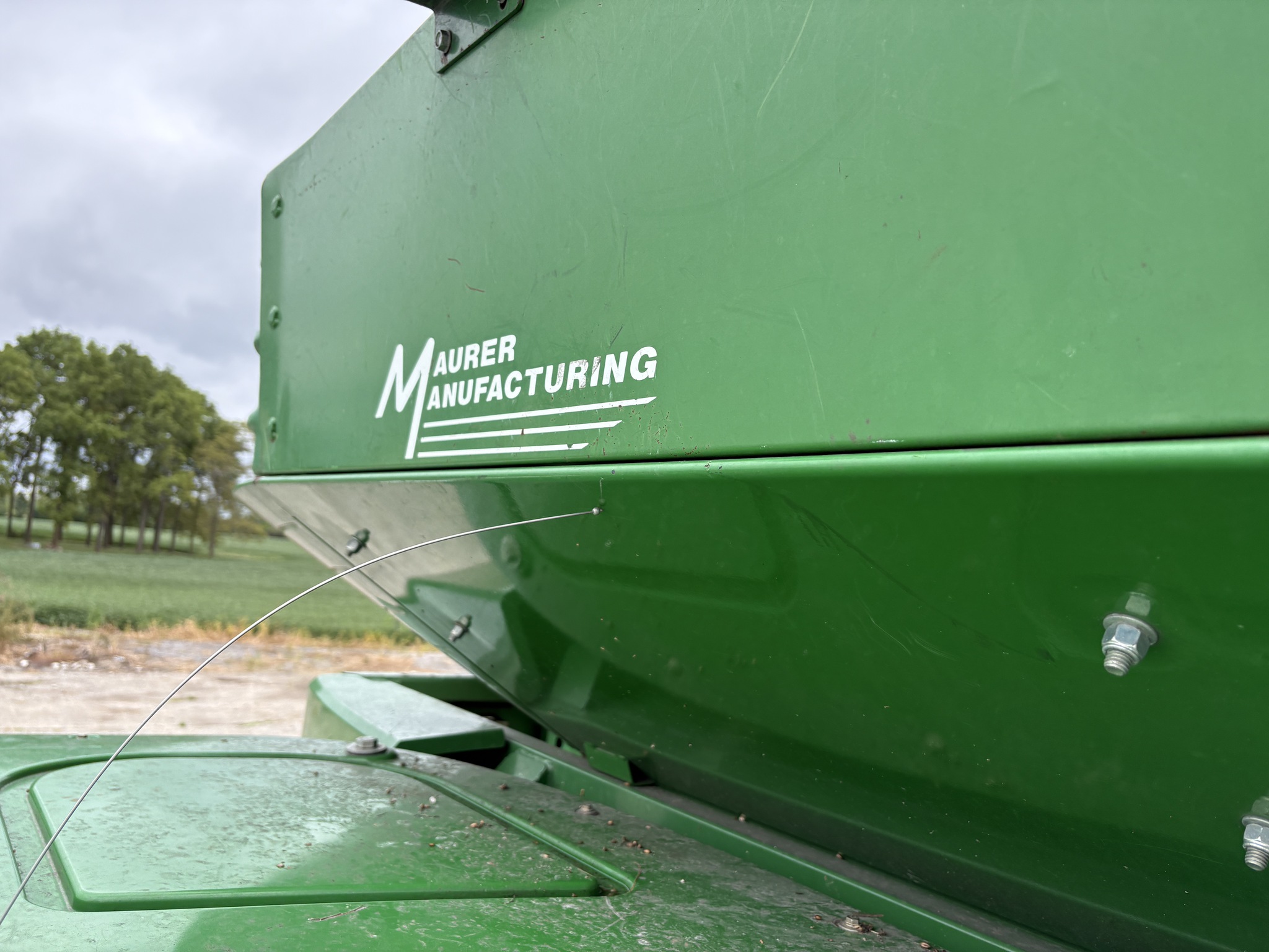2013 John Deere S670 Image 6