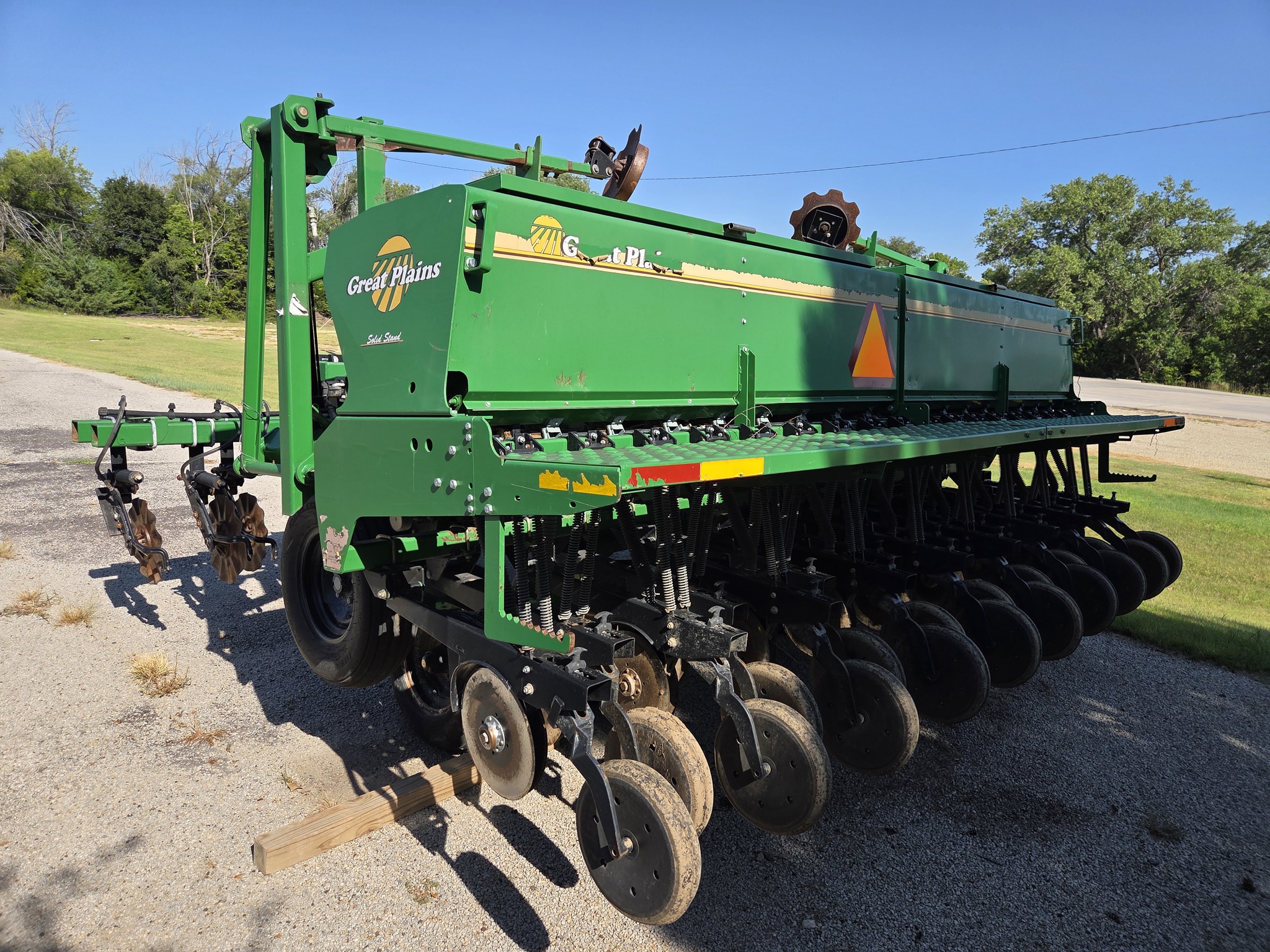 2001 Great Plains 1500 Image 5