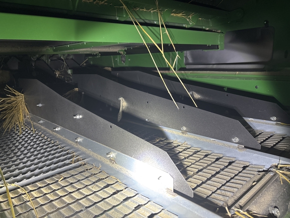 Used 2023 John Deere S780 Combines at Koenig Equipment in Greenville, OH - Photo30