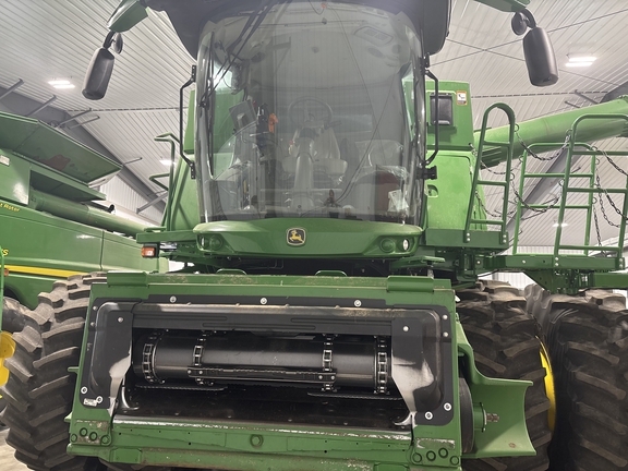 Used 2023 John Deere S780 Combines at Koenig Equipment in Greenville, OH - Photo14