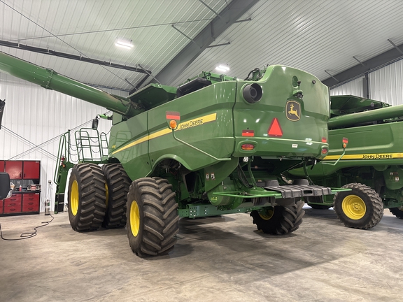 Used 2023 John Deere S780 Combines at Koenig Equipment in Greenville, OH - Photo47