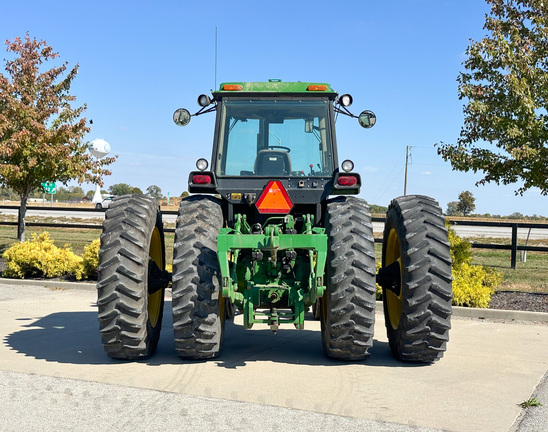 1990 John-Deere 4755