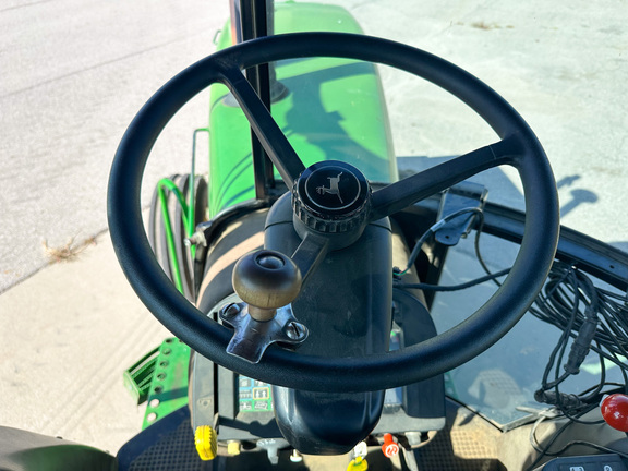 1990 John-Deere 4755
