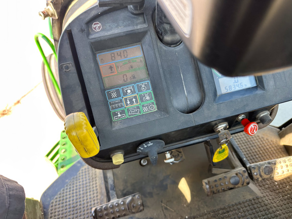 1990 John-Deere 4755