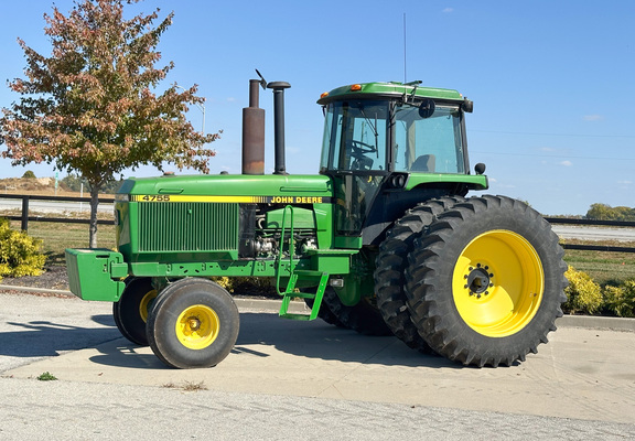 1990 John-Deere 4755