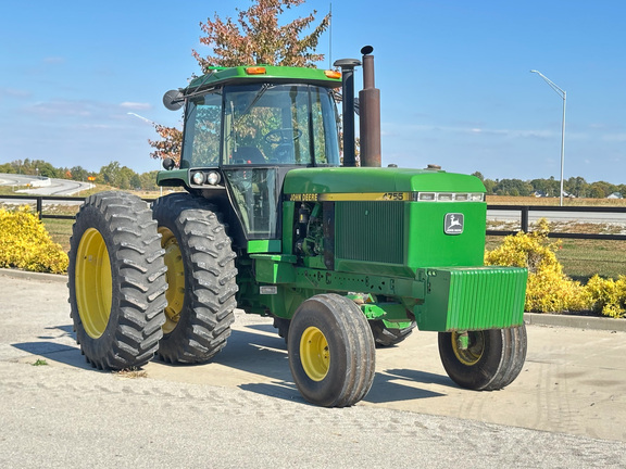 1990 John-Deere 4755