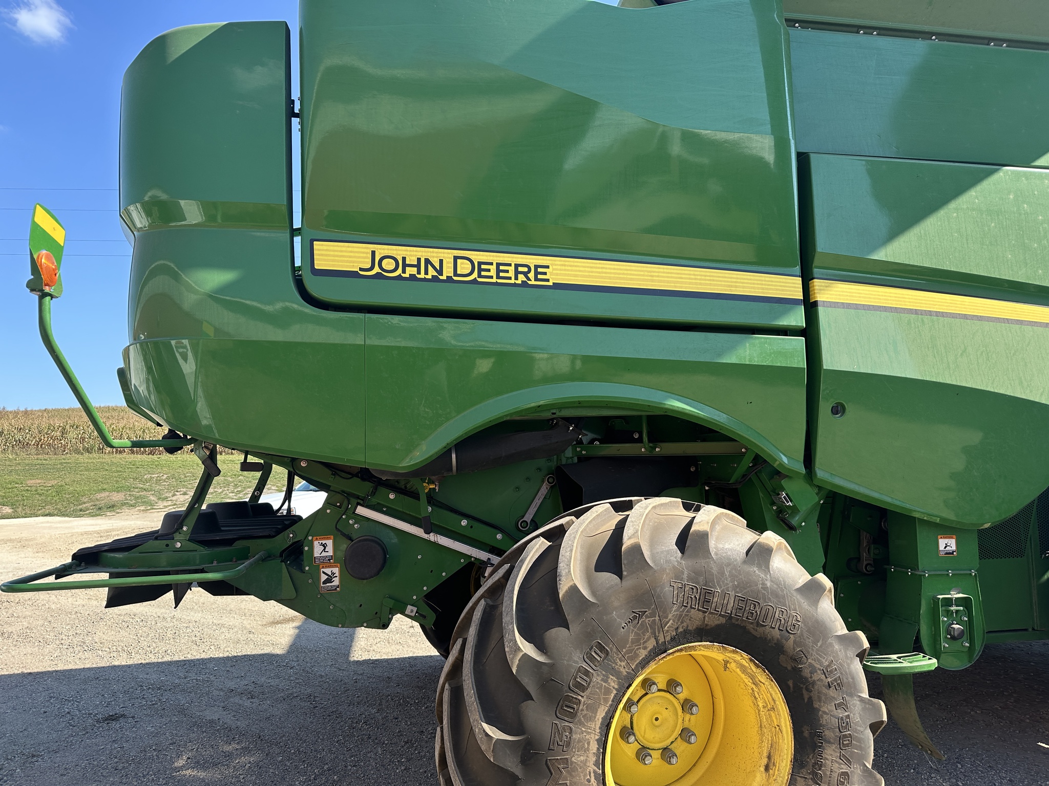 2019 John Deere S780 Image 2