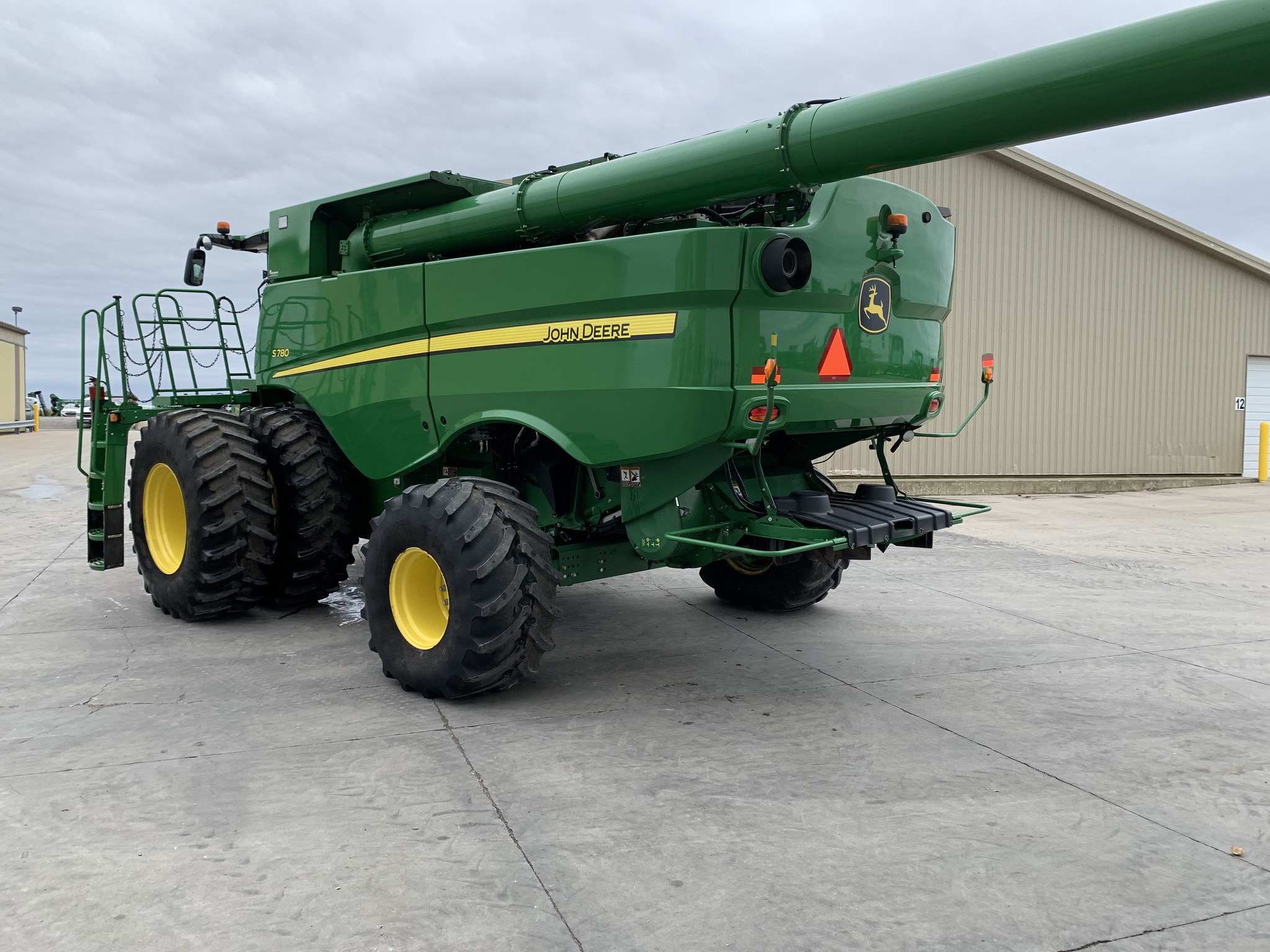 2019 John Deere S780 Image 5