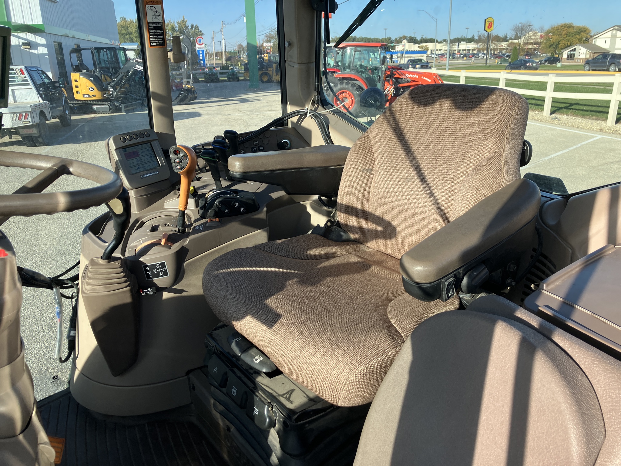 2010 John Deere 7130 Premium Image 4