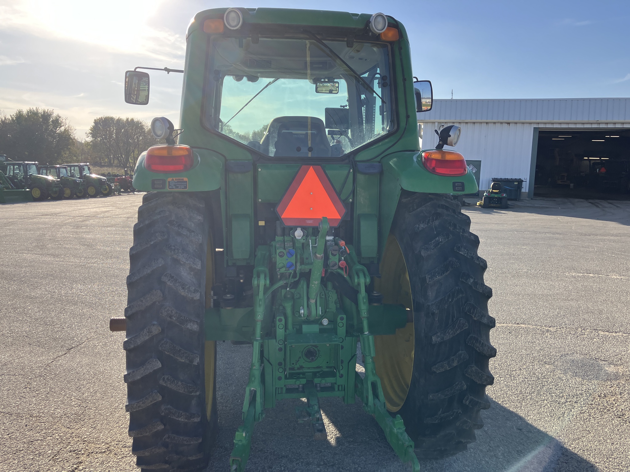 2010 John Deere 7130 Premium Image 3