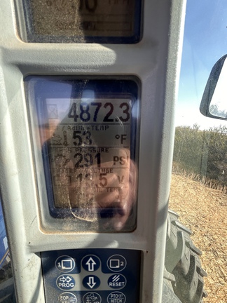 Used 2011 New Holland T9.670HD Articulated 4WD Tractors at Horizon Ag & Turf in Lloydminster, AB - Photo11