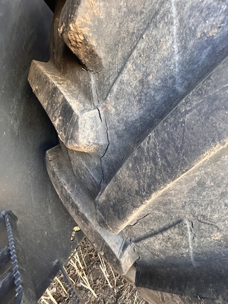 Used 2011 New Holland T9.670HD Articulated 4WD Tractors at Horizon Ag & Turf in Lloydminster, AB - Photo25