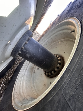 Used 2011 New Holland T9.670HD Articulated 4WD Tractors at Horizon Ag & Turf in Lloydminster, AB - Photo32