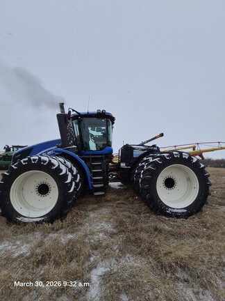 Used 2011 New Holland T9.670HD Articulated 4WD Tractors at Horizon Ag & Turf in Lloydminster, AB - Photo5