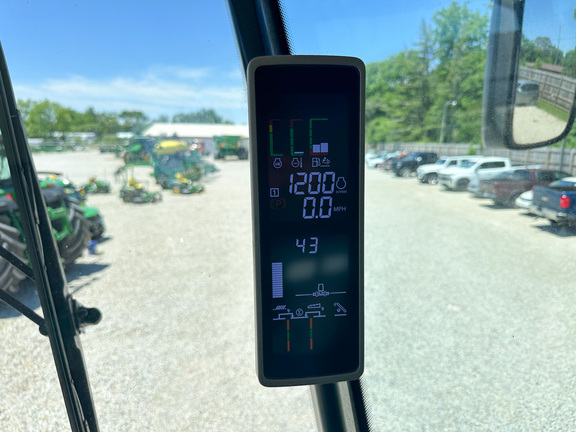 2024 John-Deere S780