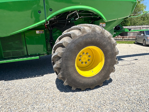 2024 John-Deere S780
