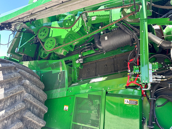 2024 John-Deere S780