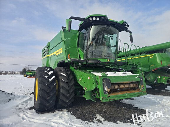 Photo of 2023 John Deere X9 1000