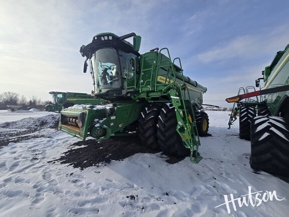 Photo of 2023 John Deere X9 1000