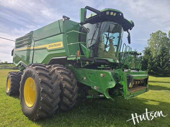 Photo of 2023 John Deere X9 1000