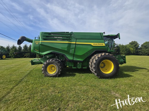 Photo of 2023 John Deere X9 1000