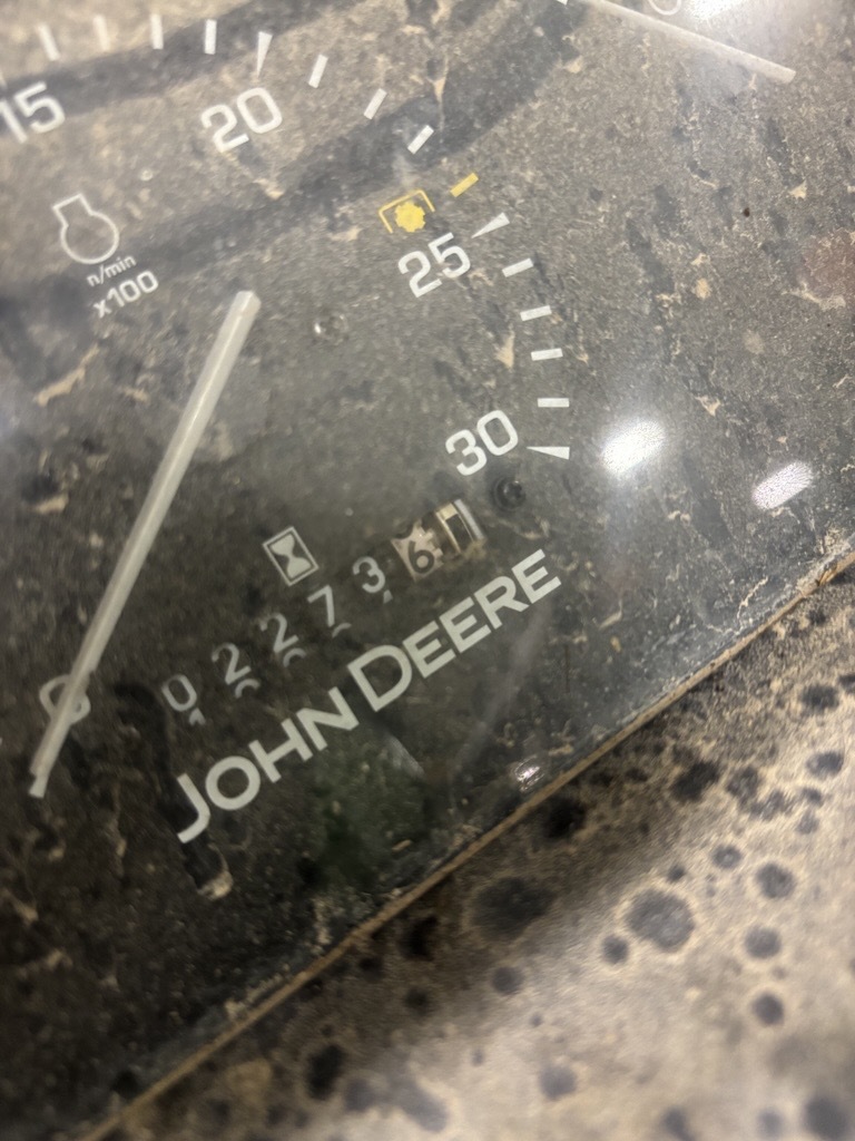 2012 John Deere 5065E Image 4