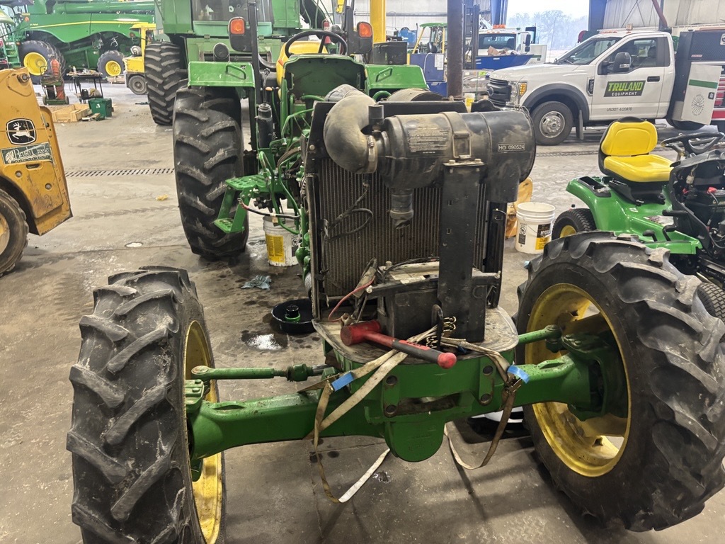 2012 John Deere 5065E Image 6