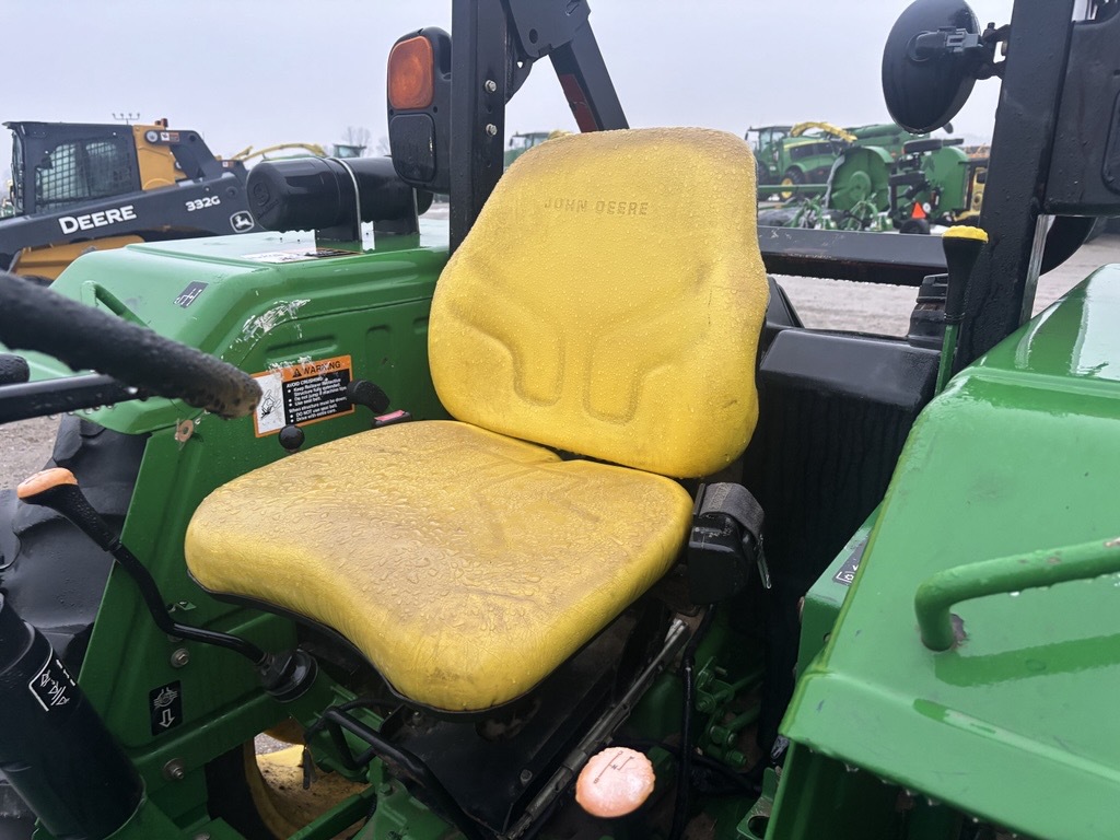 2012 John Deere 5065E Image 5