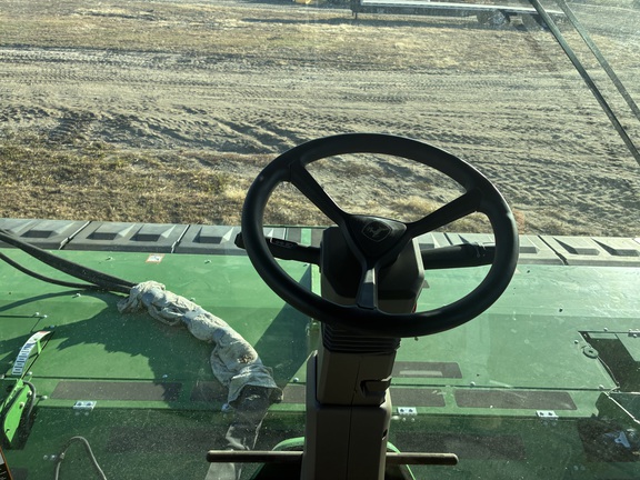 2025 John Deere W235R (15th thumbnail)