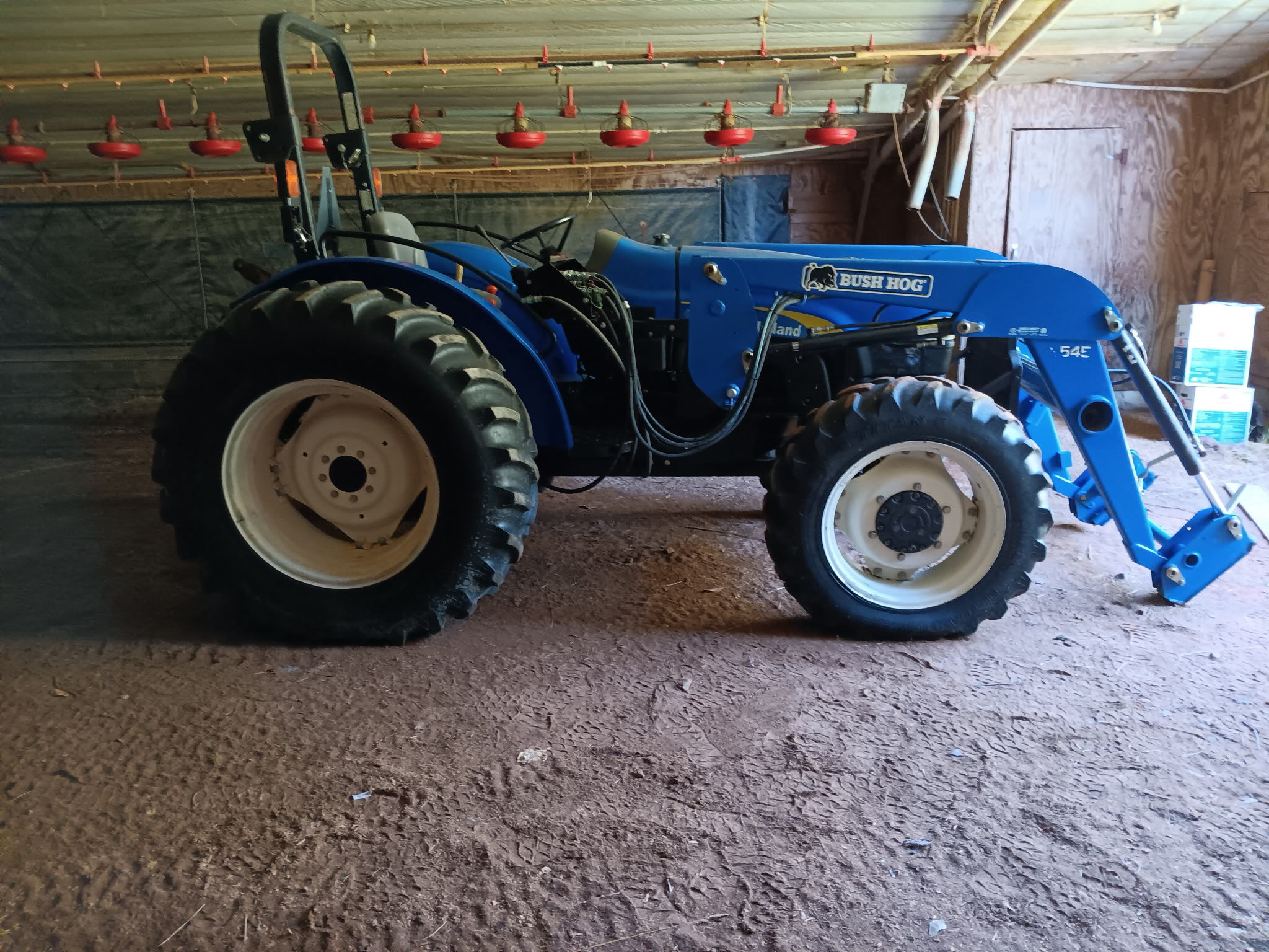 2010 New Holland TT75A Image 2