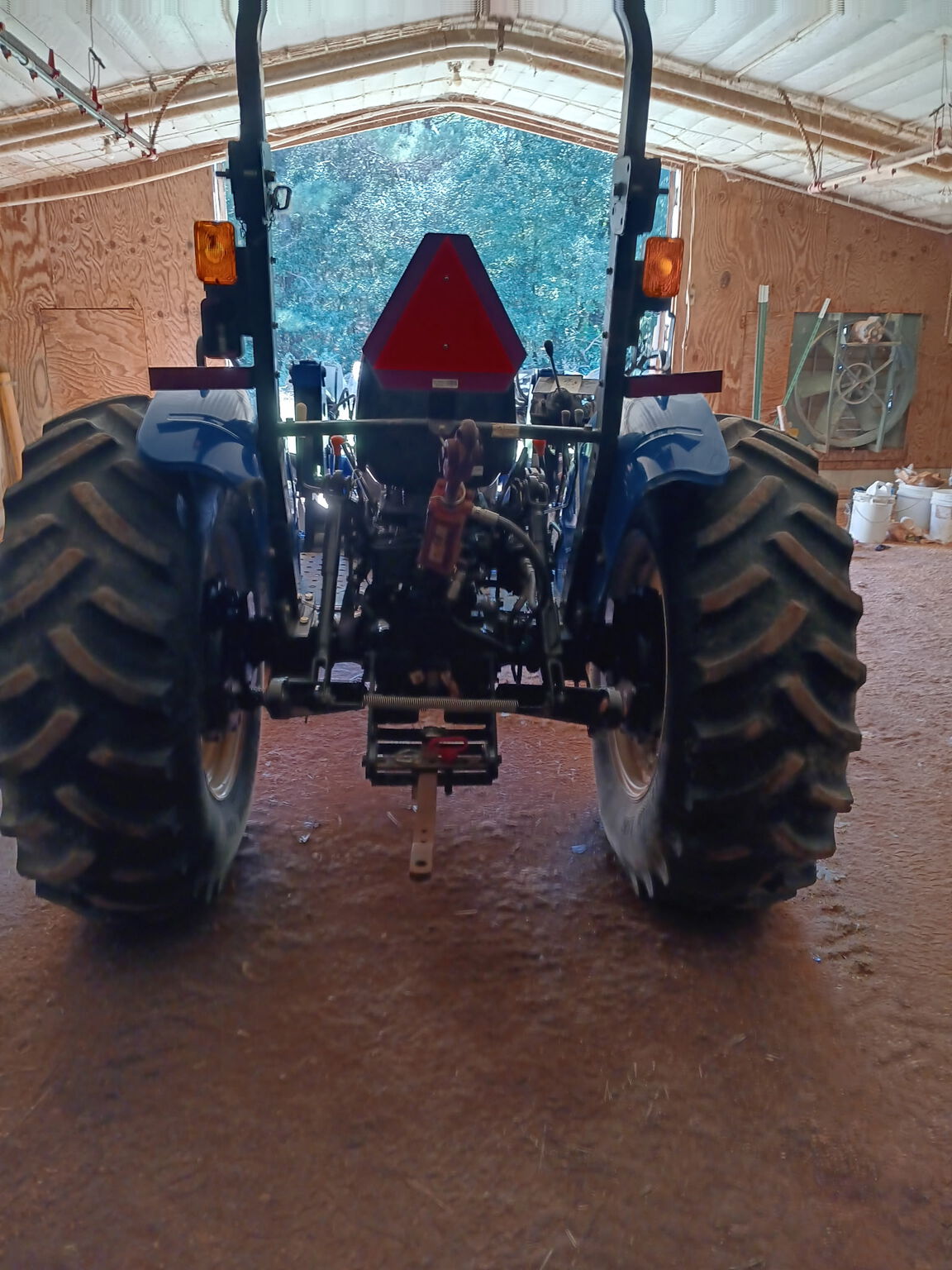 2010 New Holland TT75A Image 3